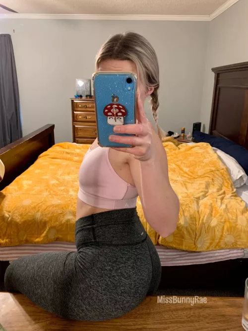 Been putting in extra peach work since January, want it to be nice and plump by summer. I’ll have to do a side by side in a couple months by MissBunnyRae