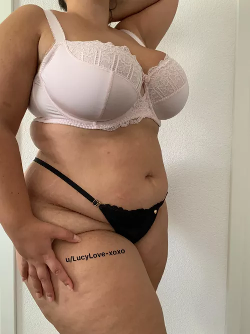 Come and rip off my bra.. by LucyLove-xoxo