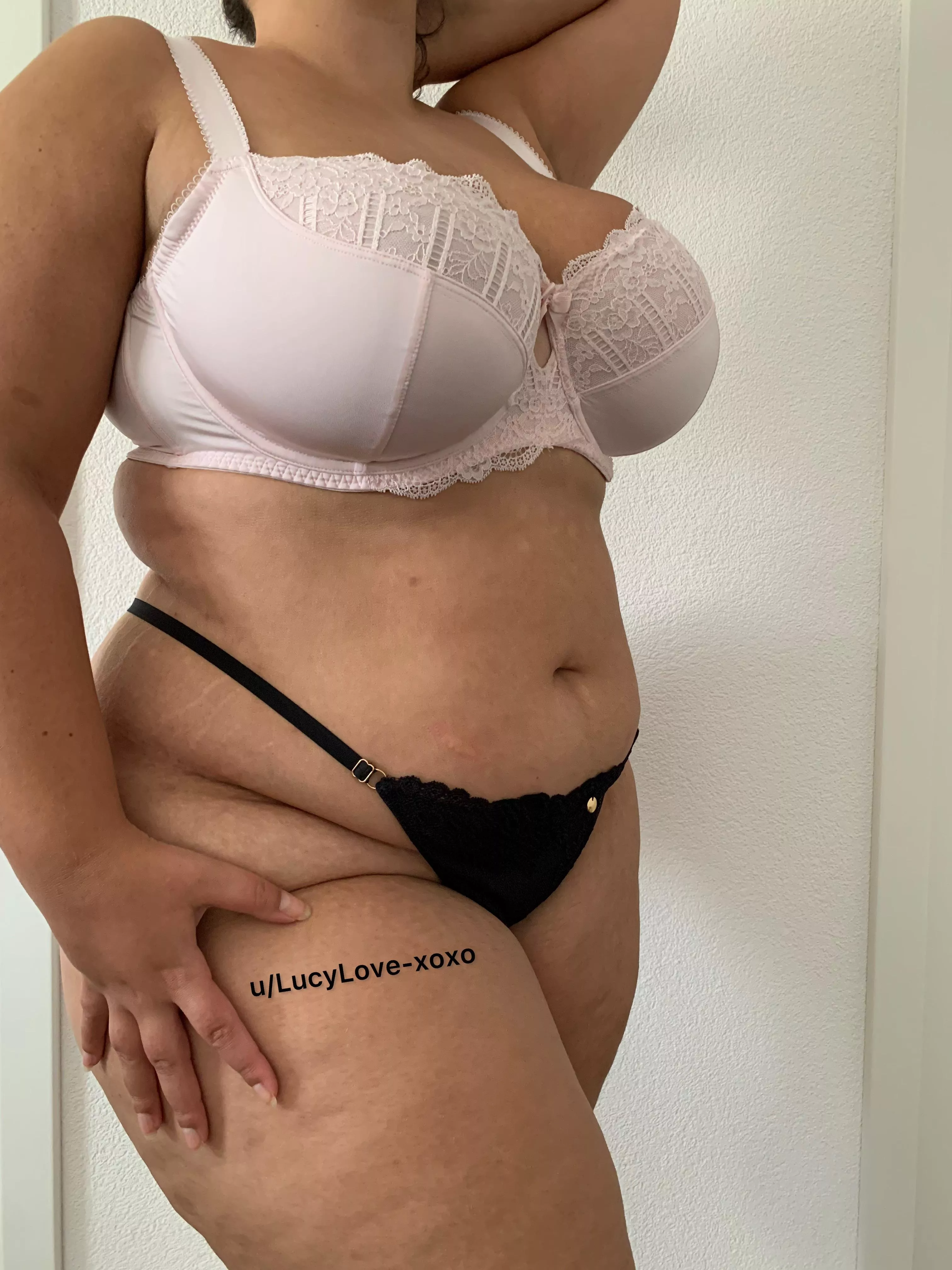 Come and rip off my bra.. posted by LucyLove-xoxo