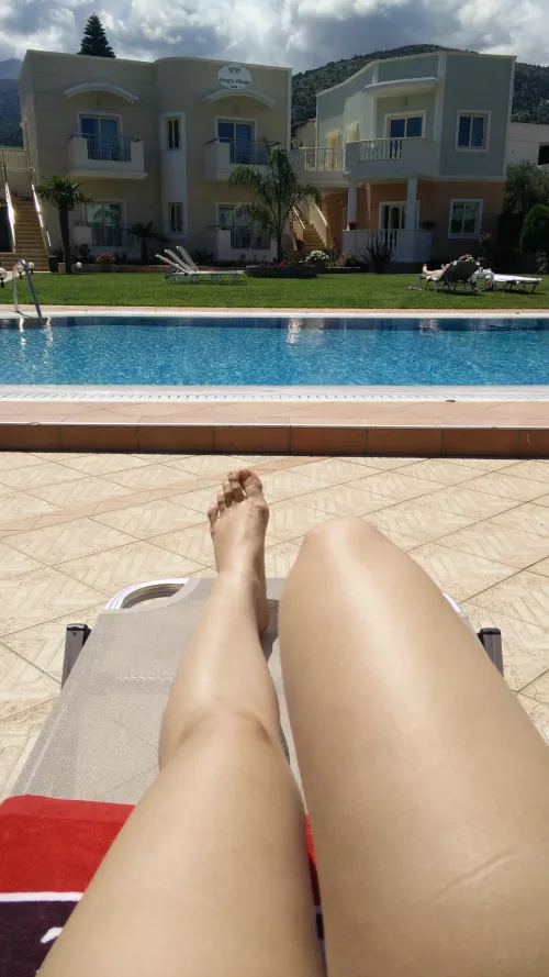 Do you like Flight Attendant's feet by flight_attendant23