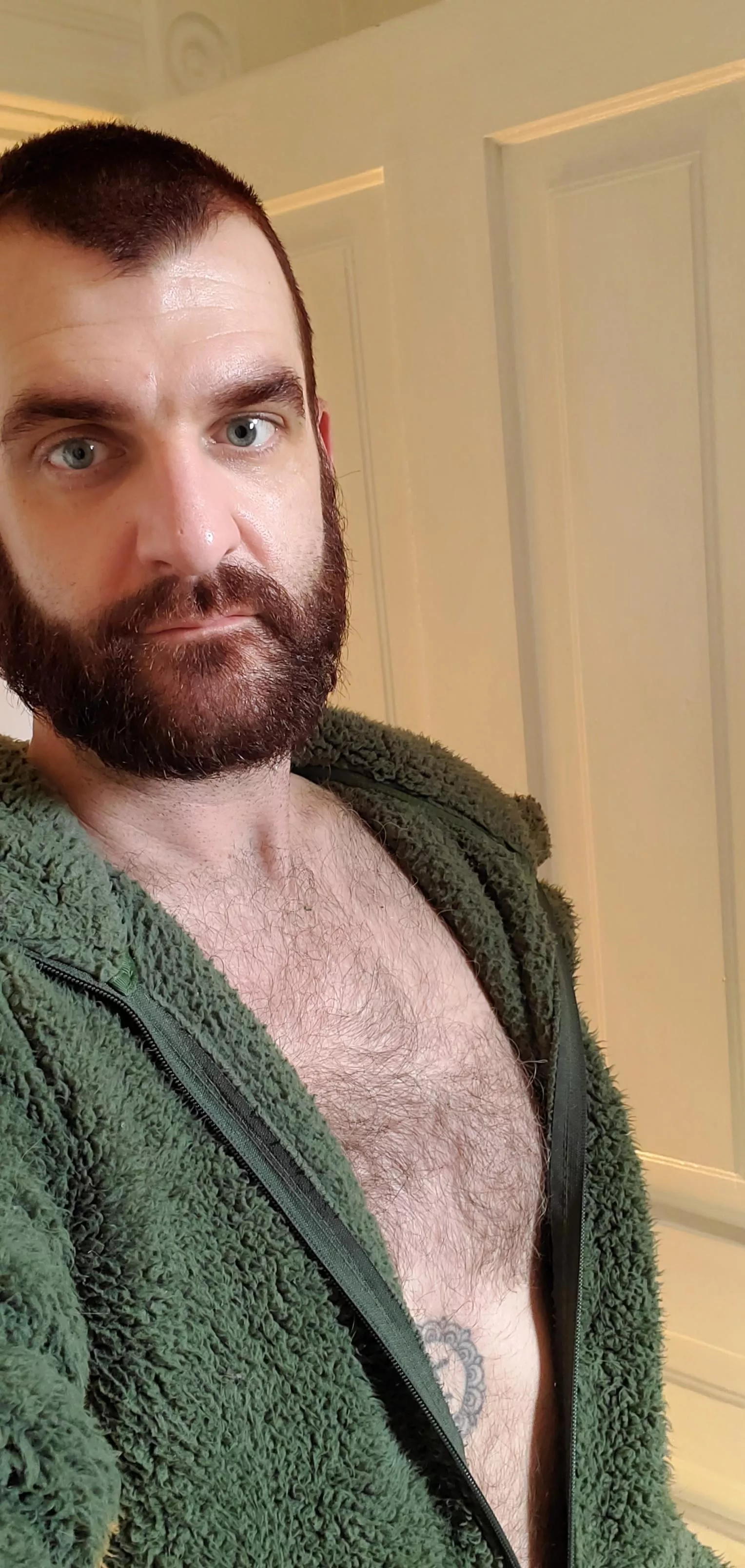 easy like I am sometimes posted by sidewaysknees