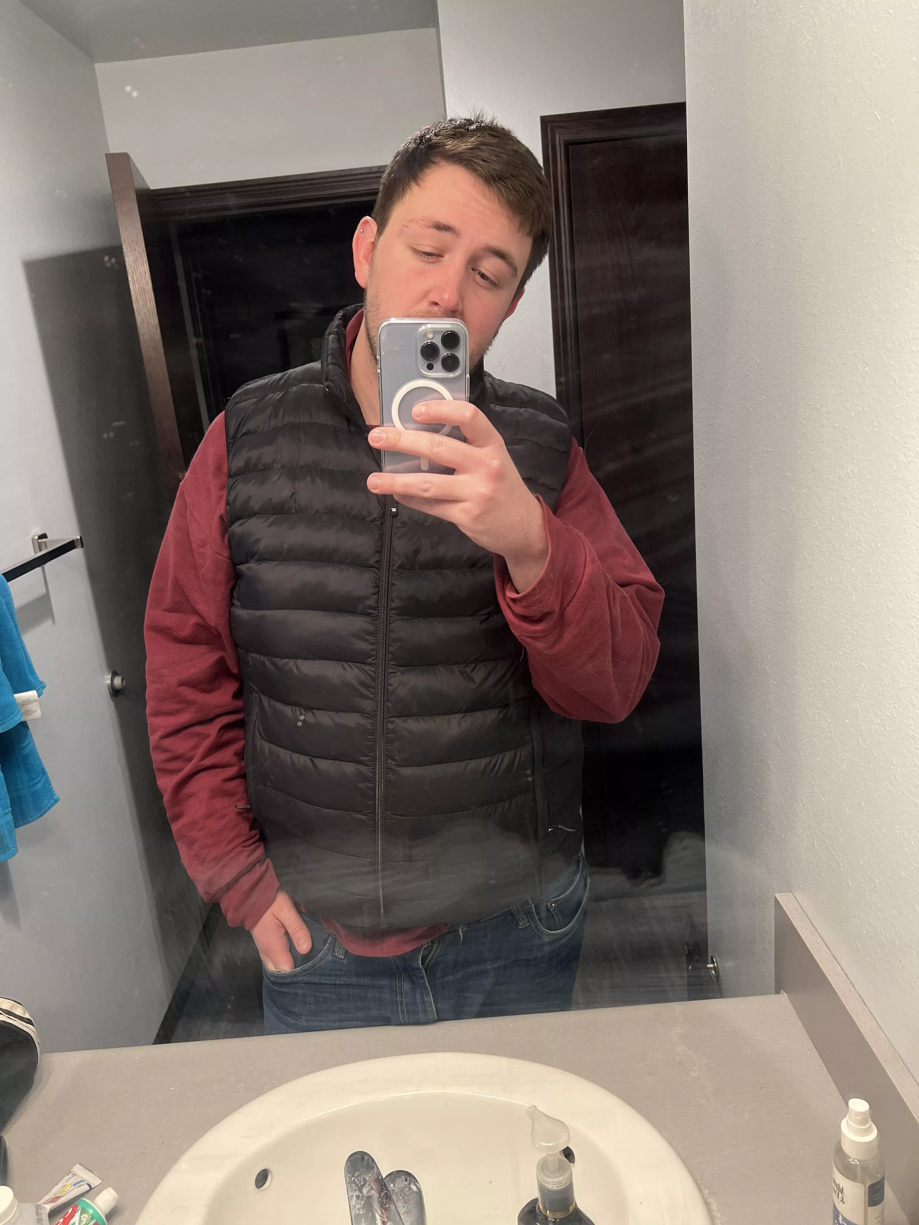 Excuse the mirror but I’m drunk and cute. Show that love Reddit gay bros! 😜 posted by MattFish20