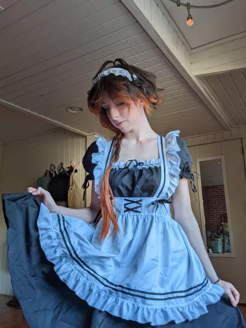 Fem Maid Zhongli here to help (me) by friskyfreckledfox