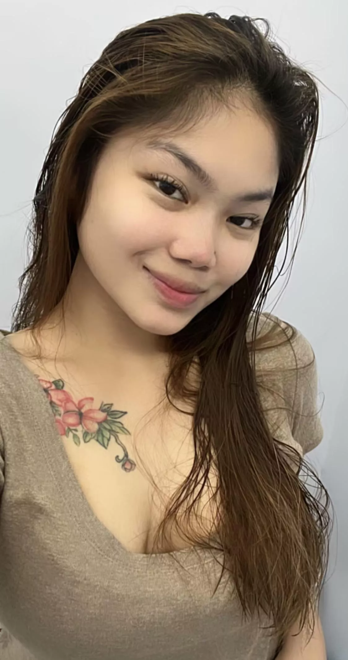 Filipina posted by New-Difference9684