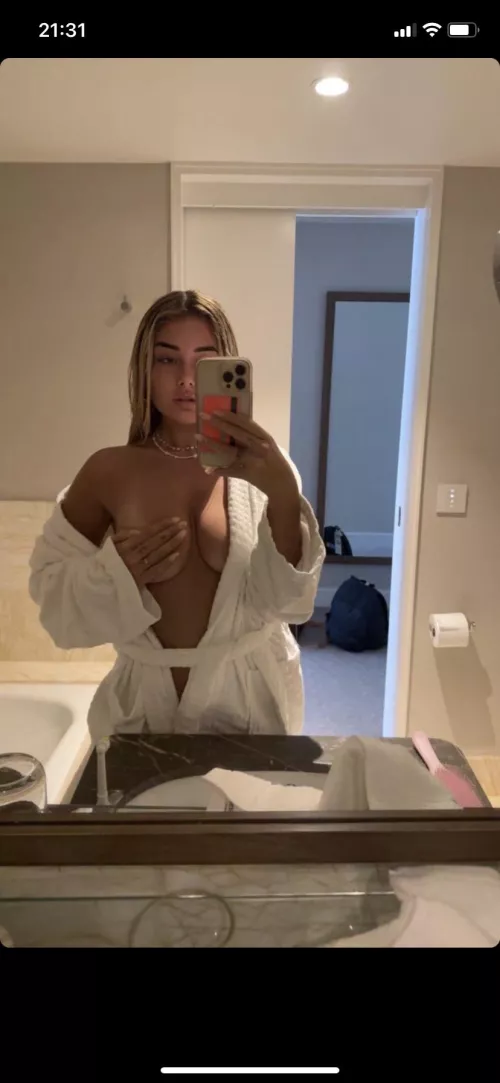 Half on half off by unkownP02