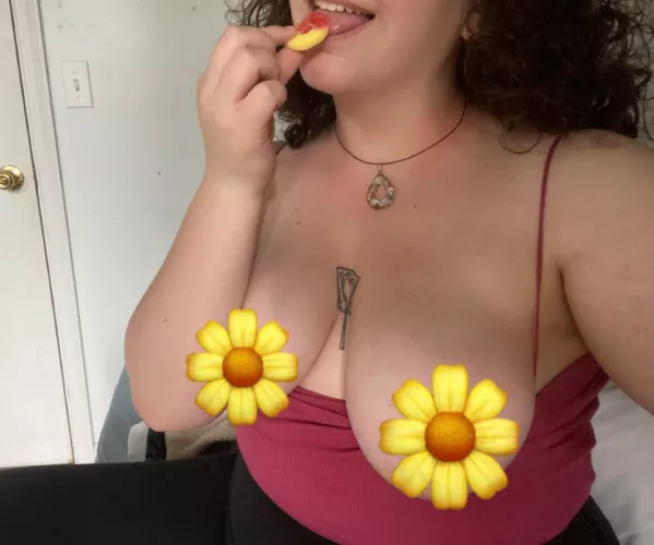 I’m good with my mouth 🍬💕 by P3nnyMint