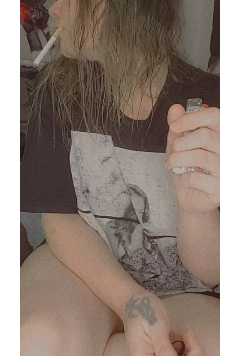 Join Me Before Bed? 😊 posted by RudieBabiee