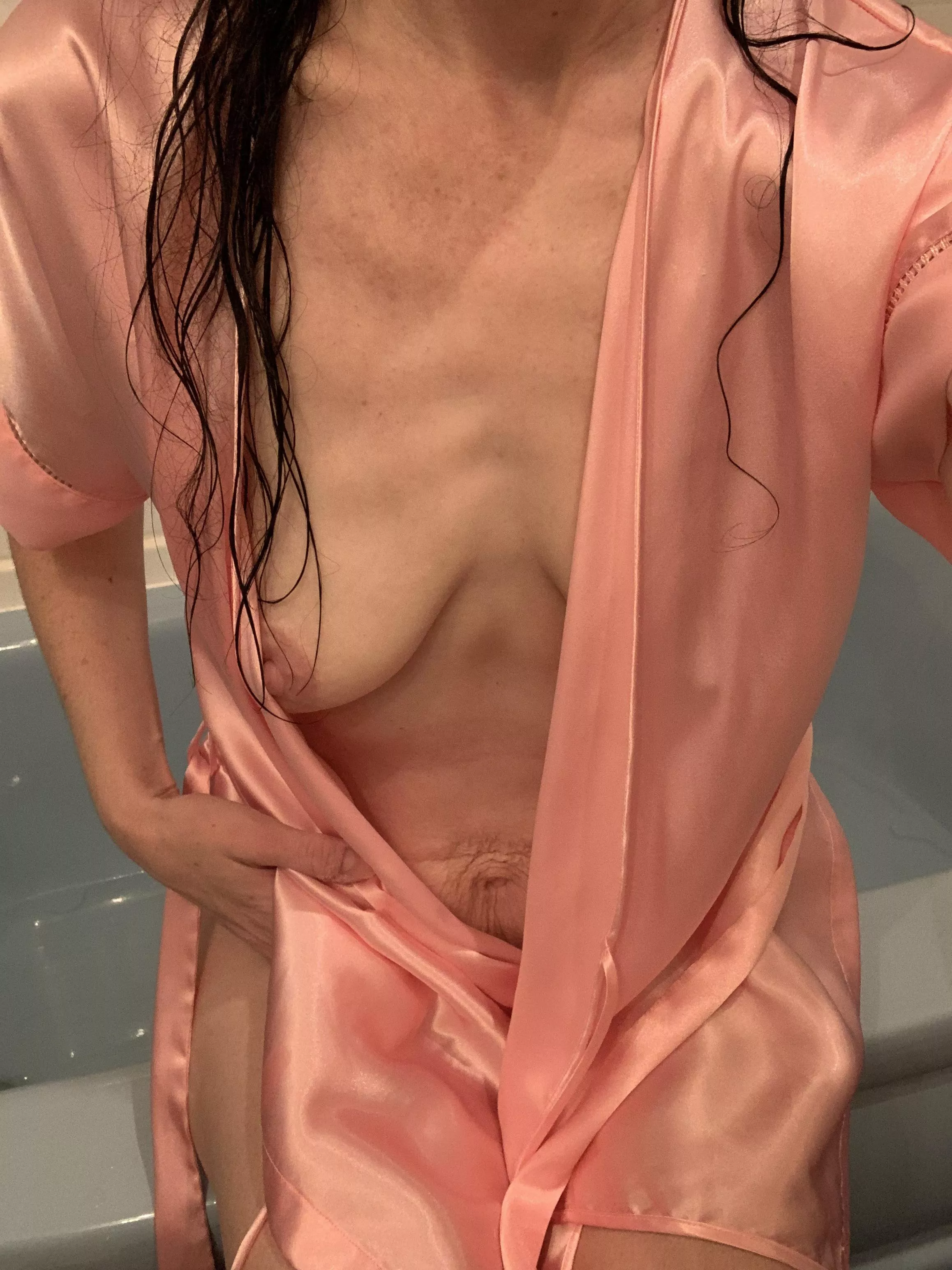 Join me in the tub to….relax 😉 44(F) posted by AnnEldena