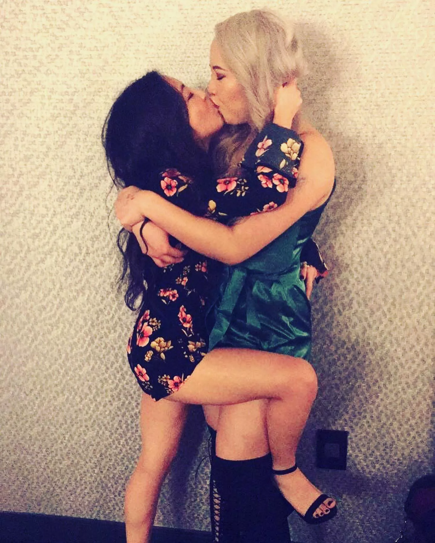 kiss posted by After_Carpenter_7326