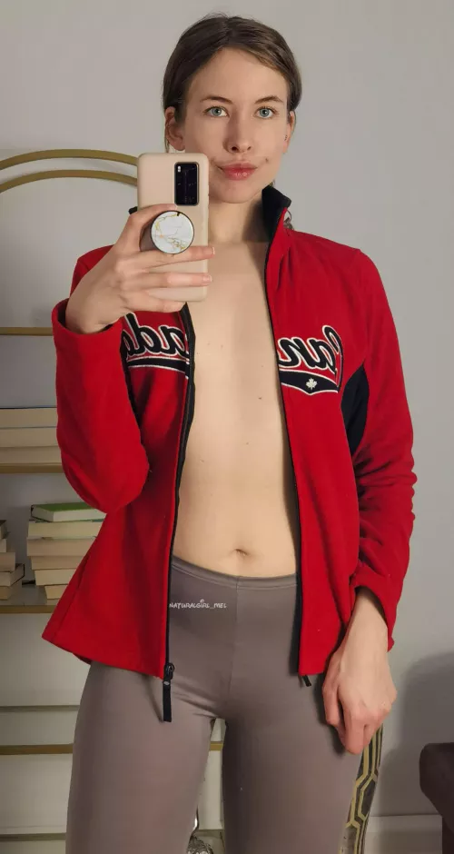 Librarians can be sexy 🥰 by naturalgirl_mel