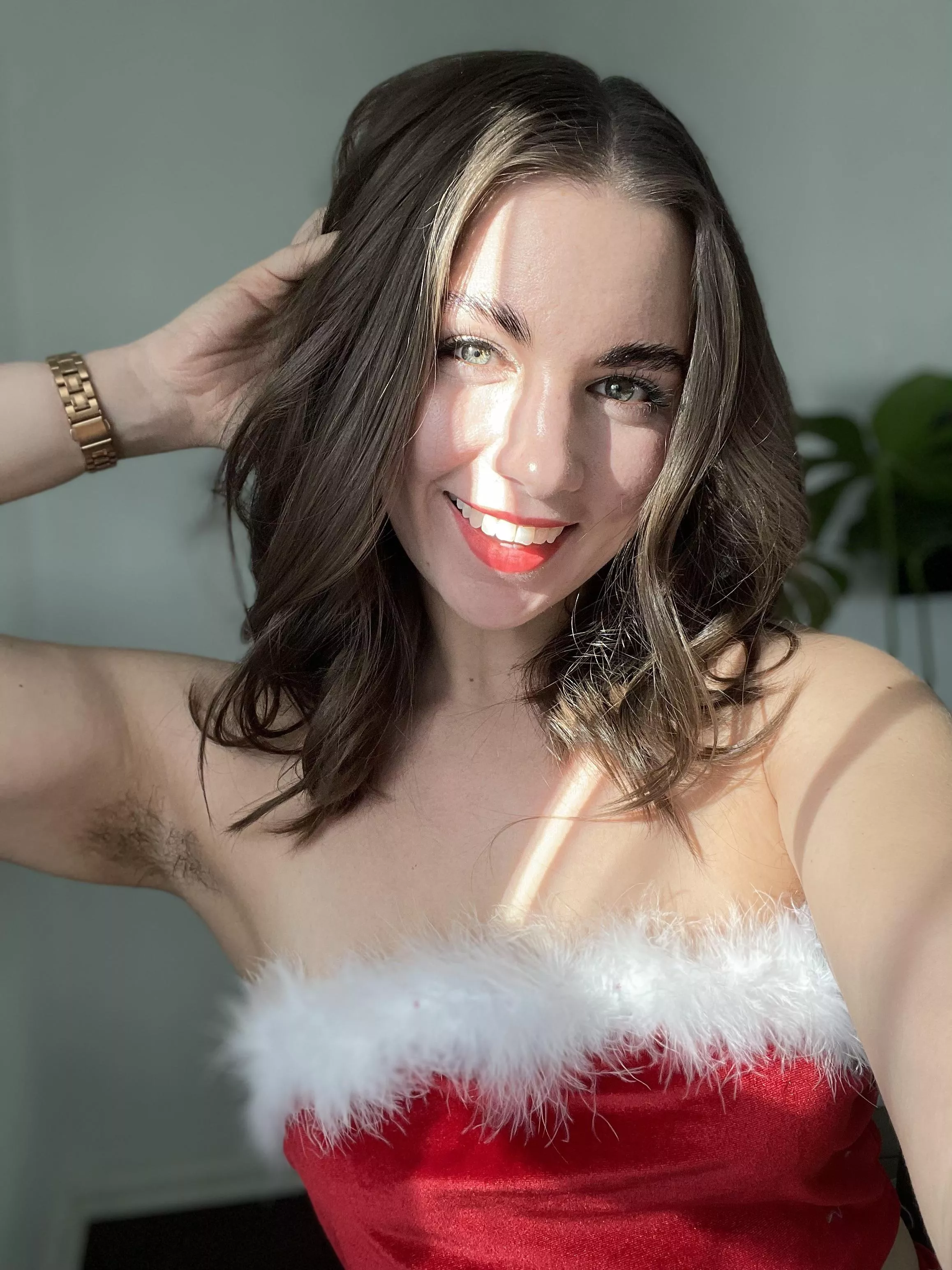 Merry Christmas 🤶🏻 posted by No_Purple3889