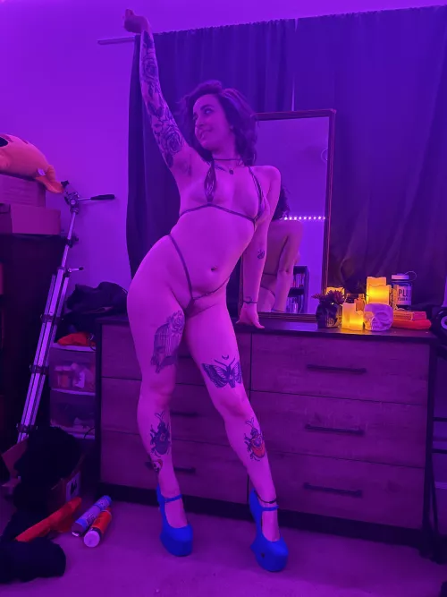 Mini bikini and some pip flashing 🤪 by Laser_shooter