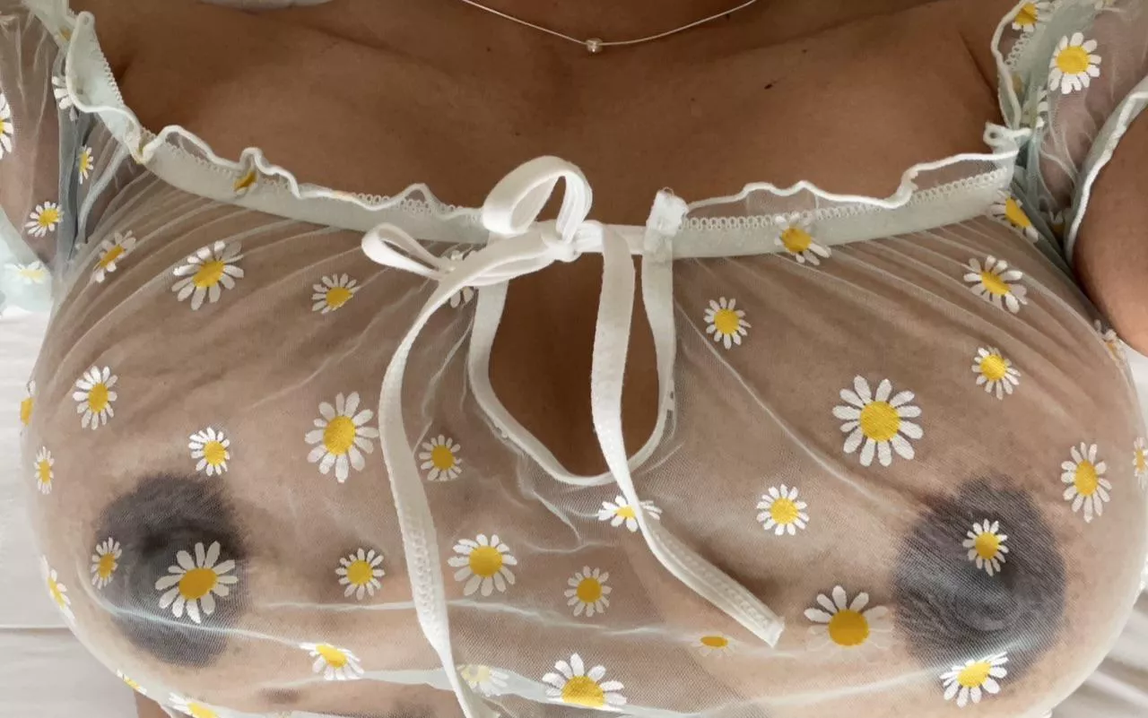 Missing summer 😋 (f) posted by elasdela