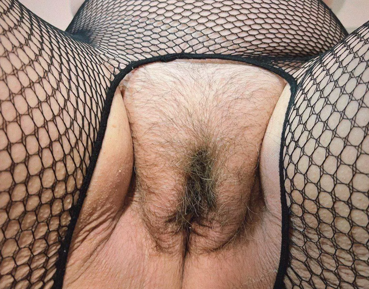 My mini innie posted by embauchexc