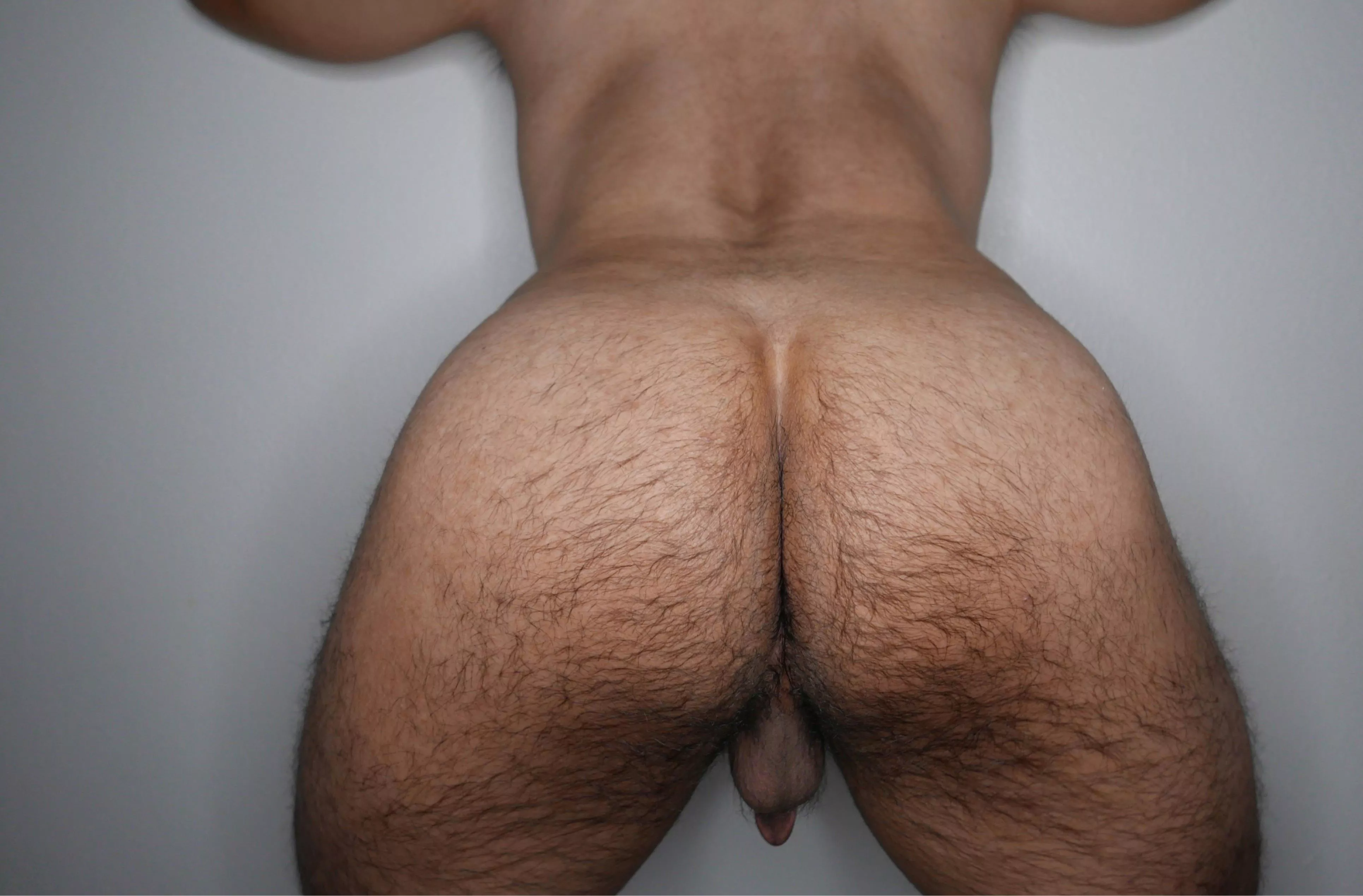 Need a bro to help me wax. Compensation to follow ;) posted by Euphoric4Bros