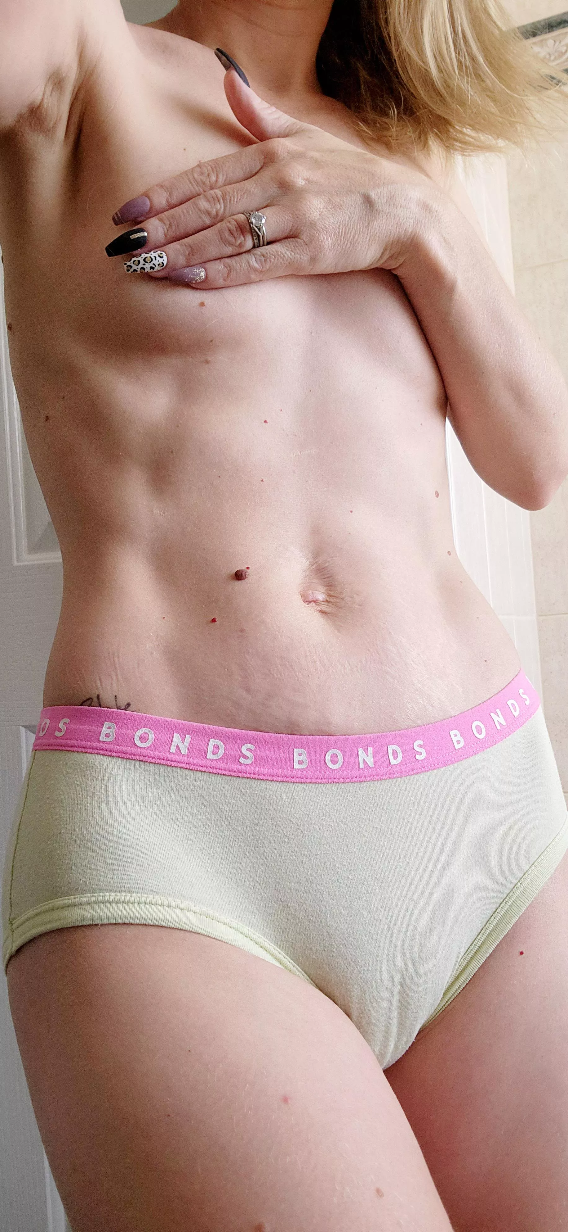 Sunday morning delight posted by UVAus