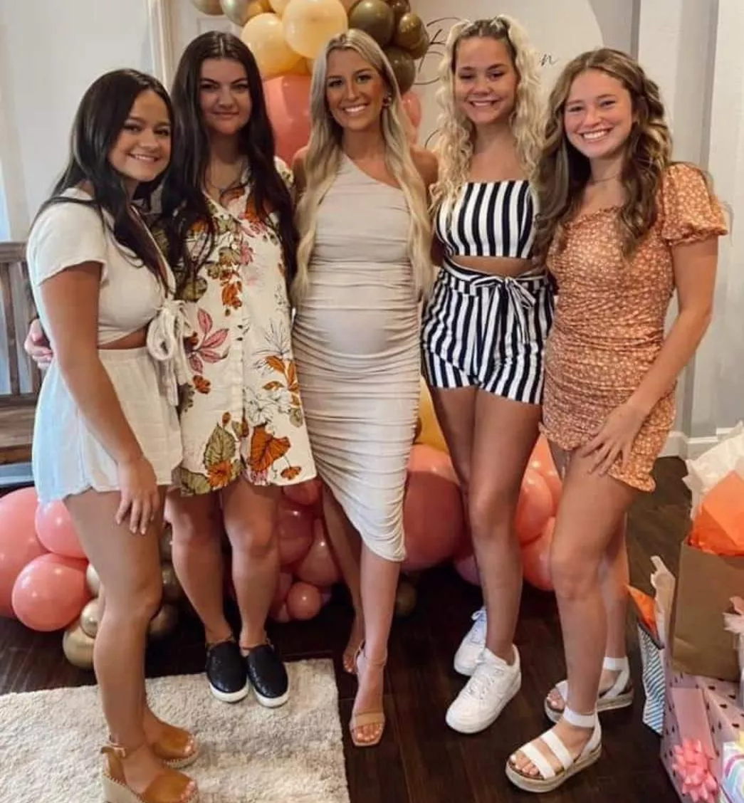 These Cuties Are Actually Very Naughty posted by Flaminglin