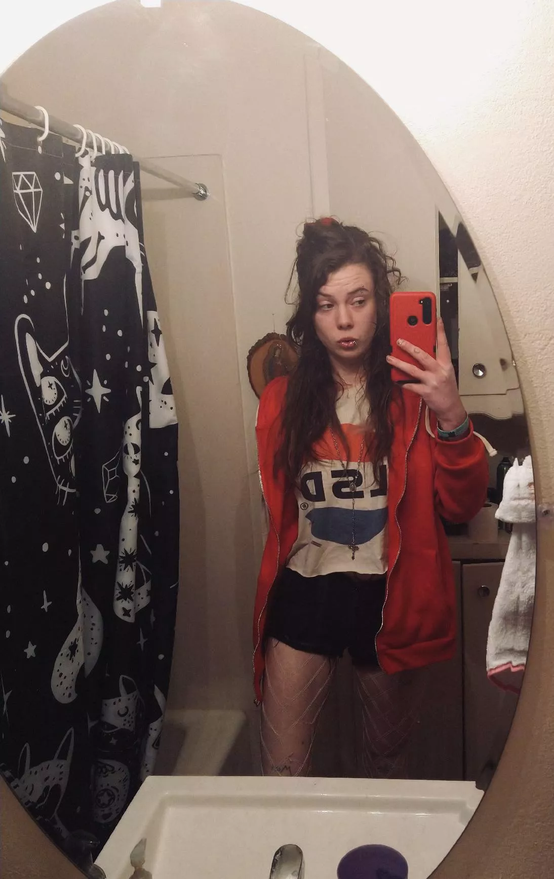 Thinking about the sounds you’d make as I squished your revolting face between My juicy thighs. Punk brats just do it better, you can’t prove Me wrong. posted by GoddessOpheliaJones