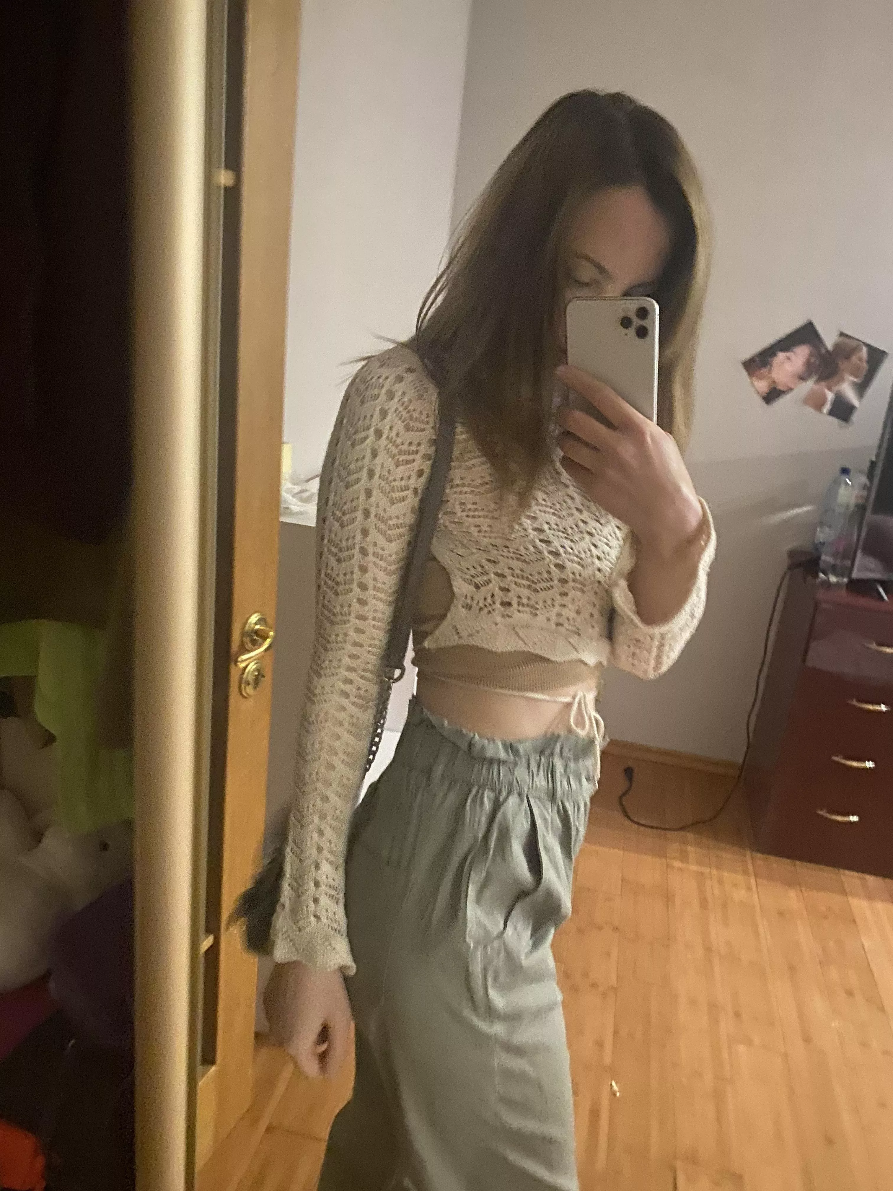 Ur babe waitin posted by TheSlipperyPutting