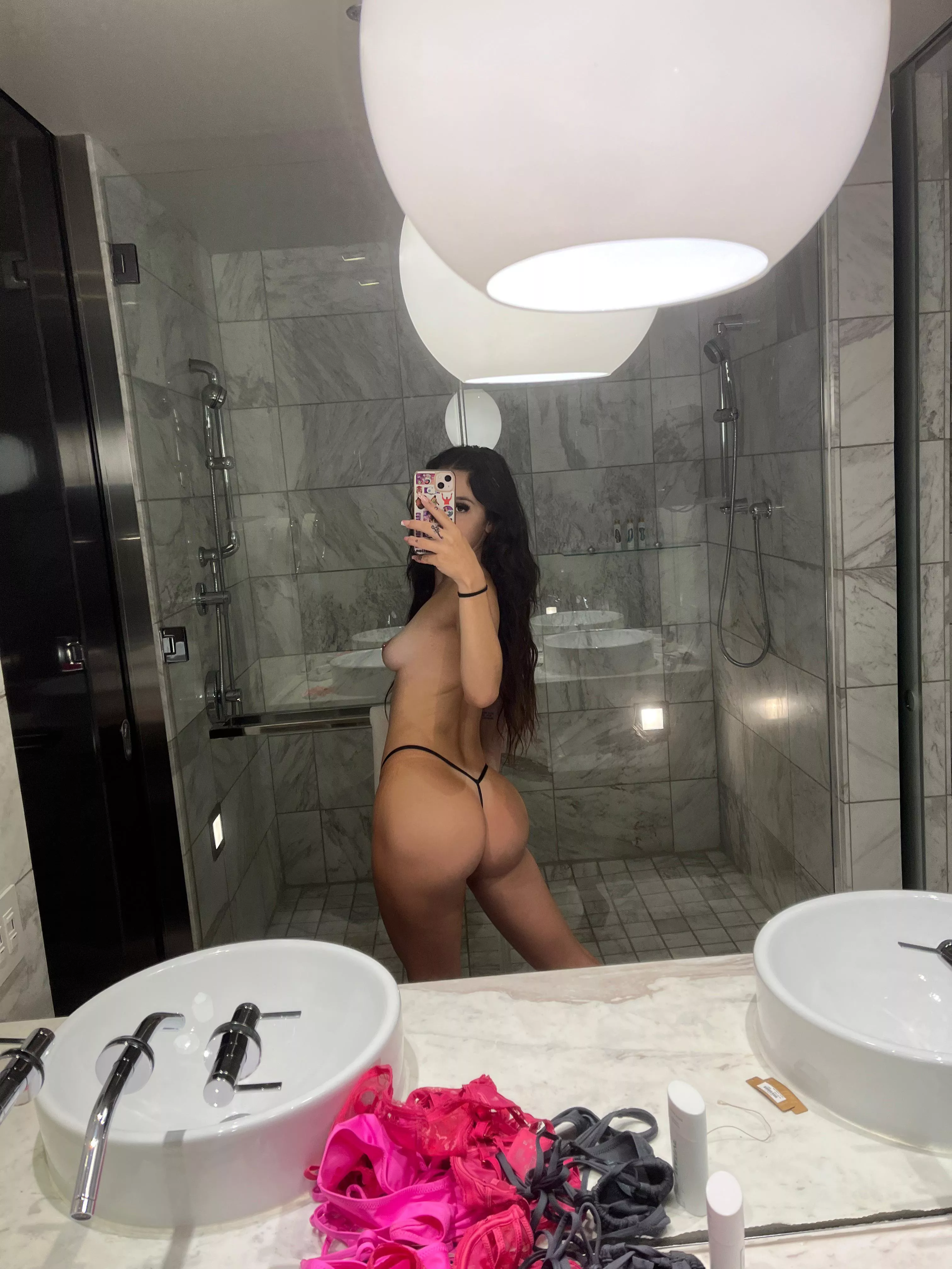 would you be down to fuck my 19 year old body? posted by ariaafterdark