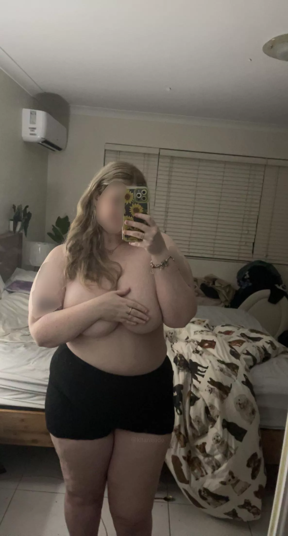 You should see them bounce 🌶 @kitarajade on OF & F@nsly for more posted by Snagsss_