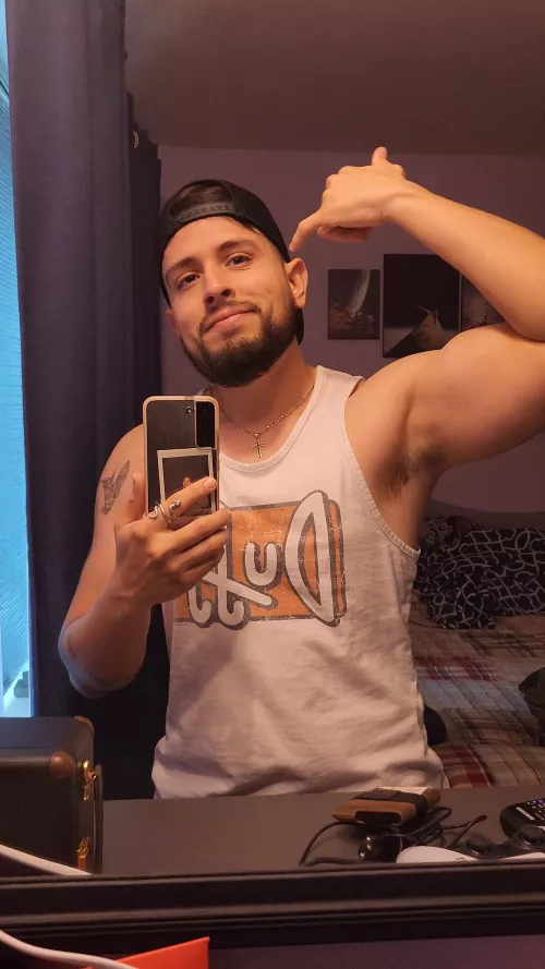 4 years on Reddit, love this app and the community oriented aspect of it 🤗 by mayoish