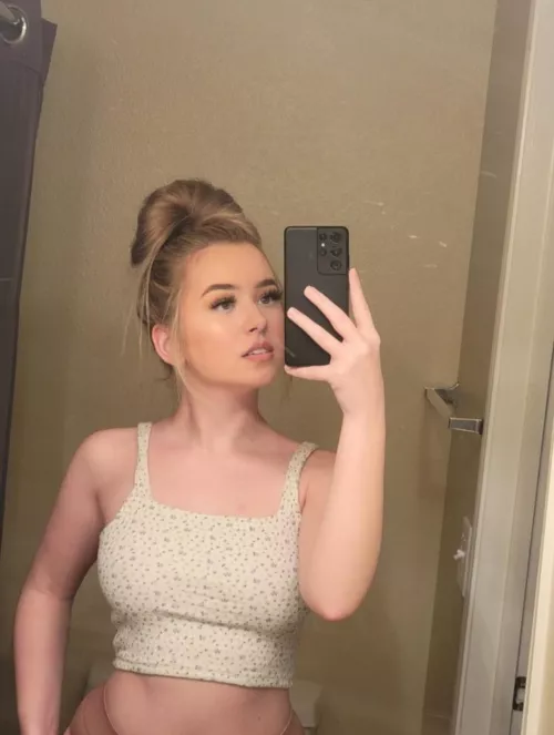 Any lesbians here by No_Implement5353