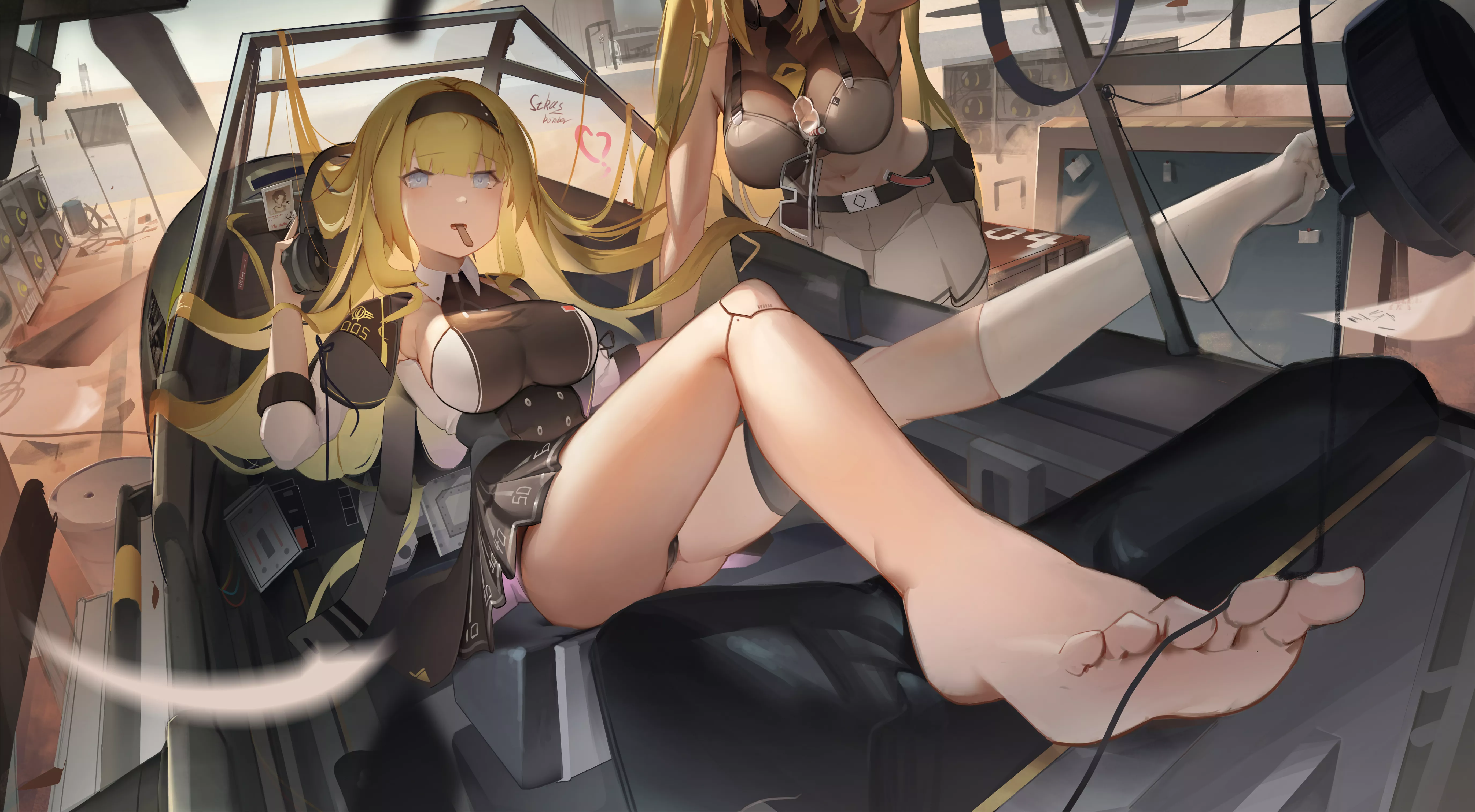 Between Missions [Ash Arms] posted by AluminiumGnat