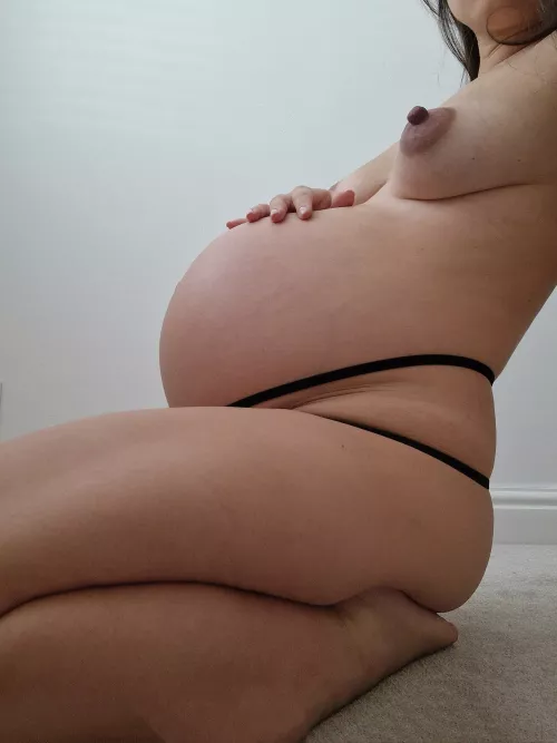 Can I get attention? by AlvvaysPregnant