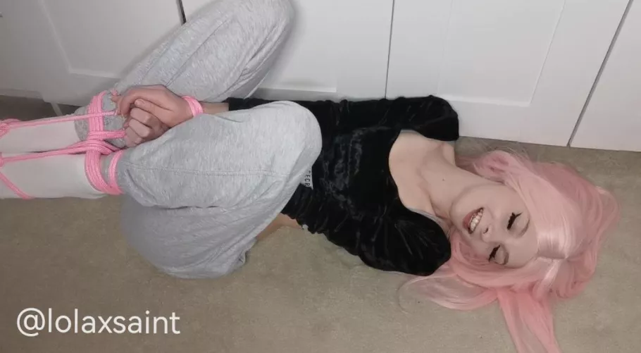 can you tell I'm enjoying myself? by lola__saint