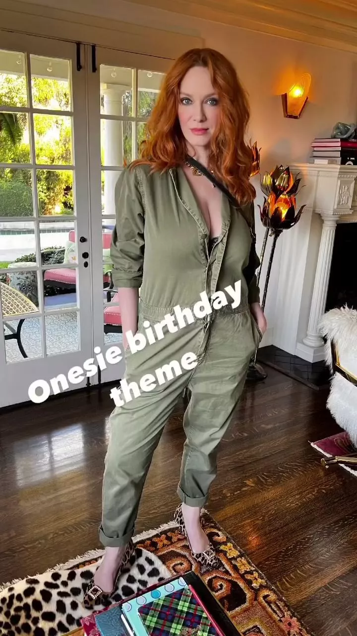 Christina Hendricks posted by Dramatic-Steak4220