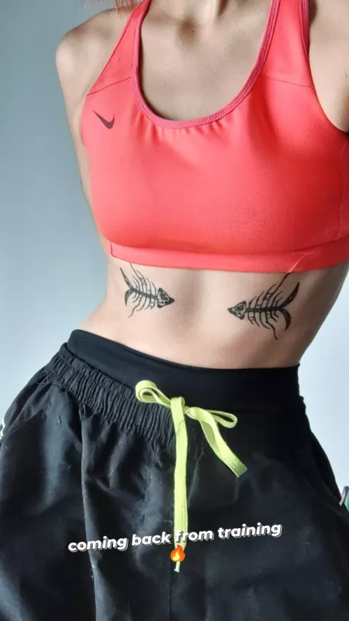 Do you like my body? by esmeralda_420