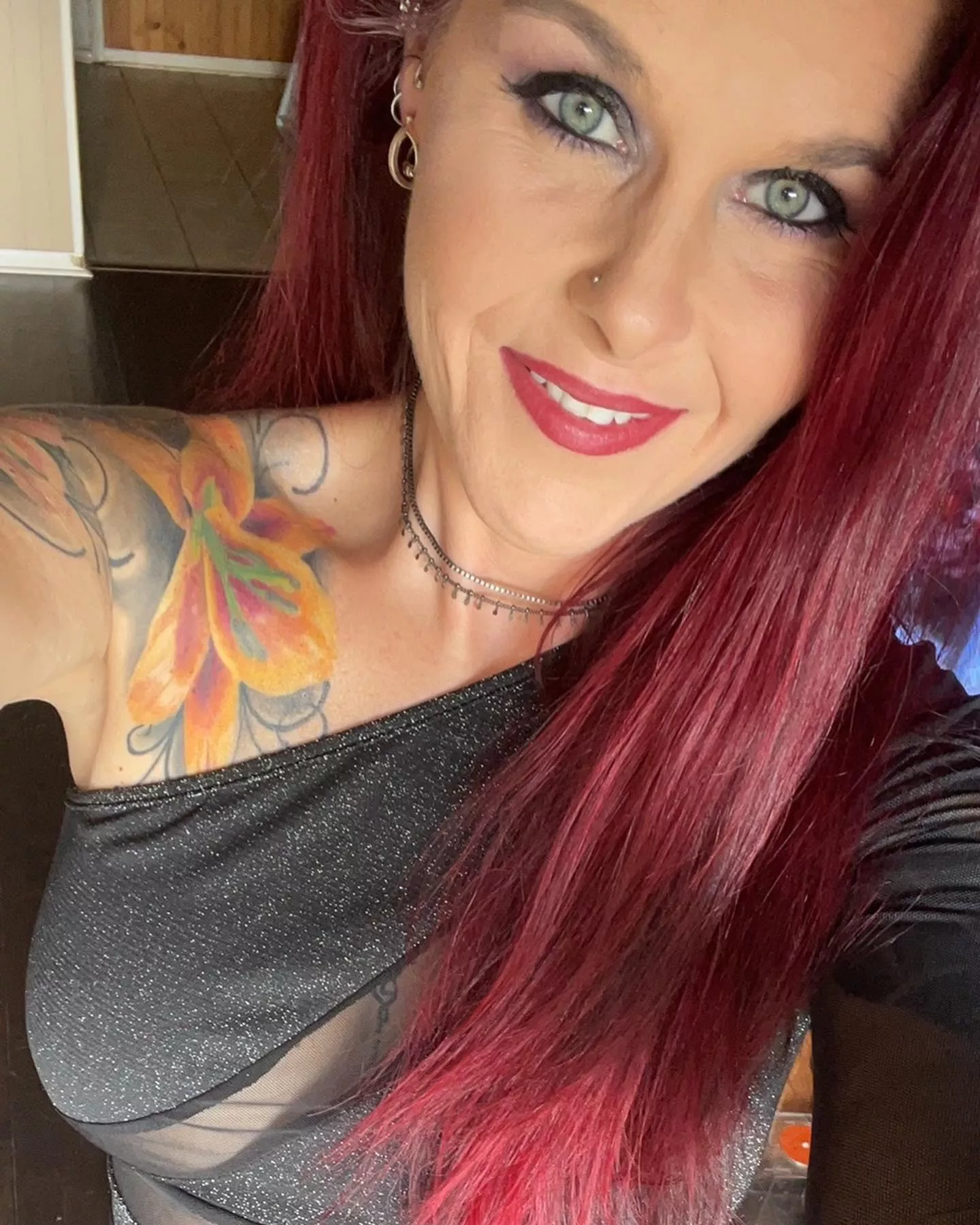 [F] Help me by voting for me at the link in the comments for the Inked Cover Girl Competition posted by Tempest_1982