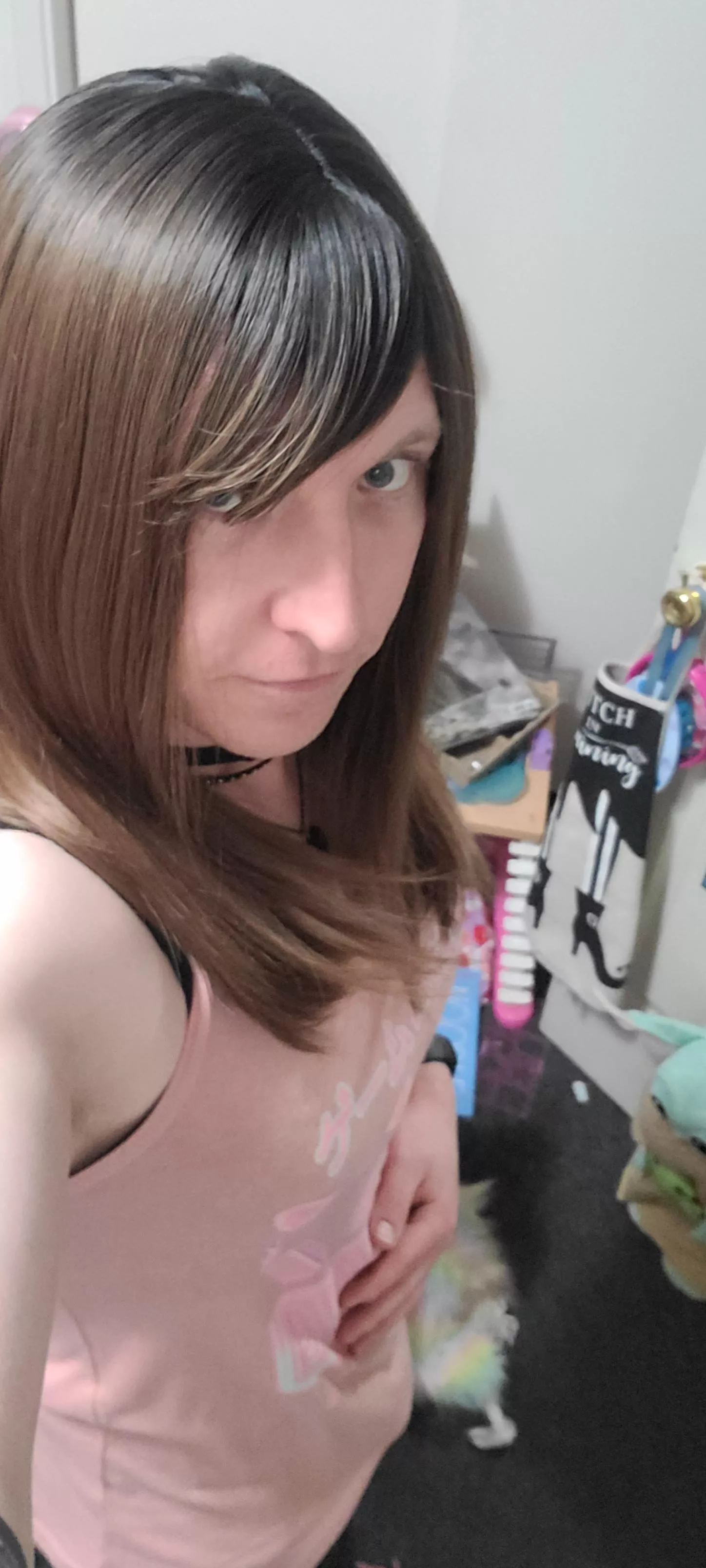 feeling dysphoric, honest awnsers only please posted by Atreus201213