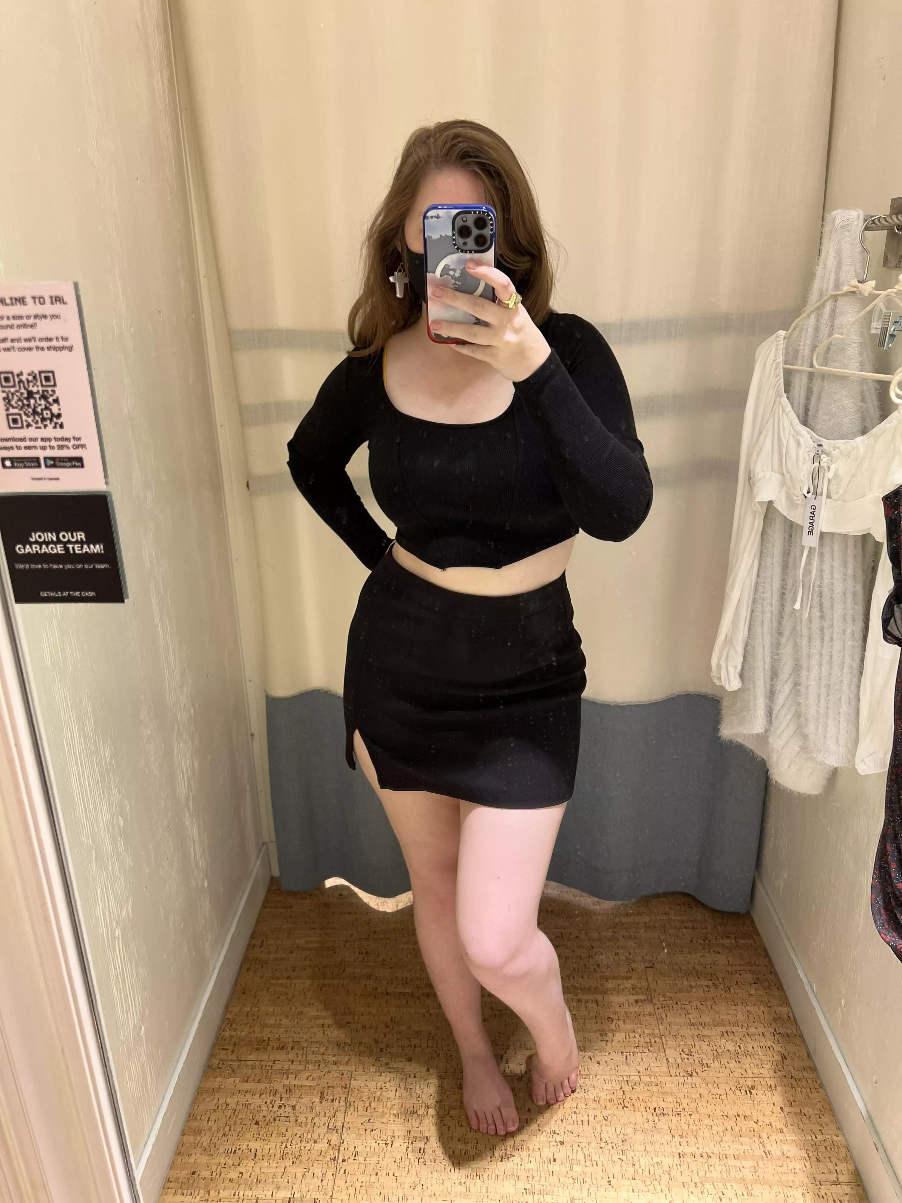 Gotta love all black from time to time (f) posted by EightBitBailey