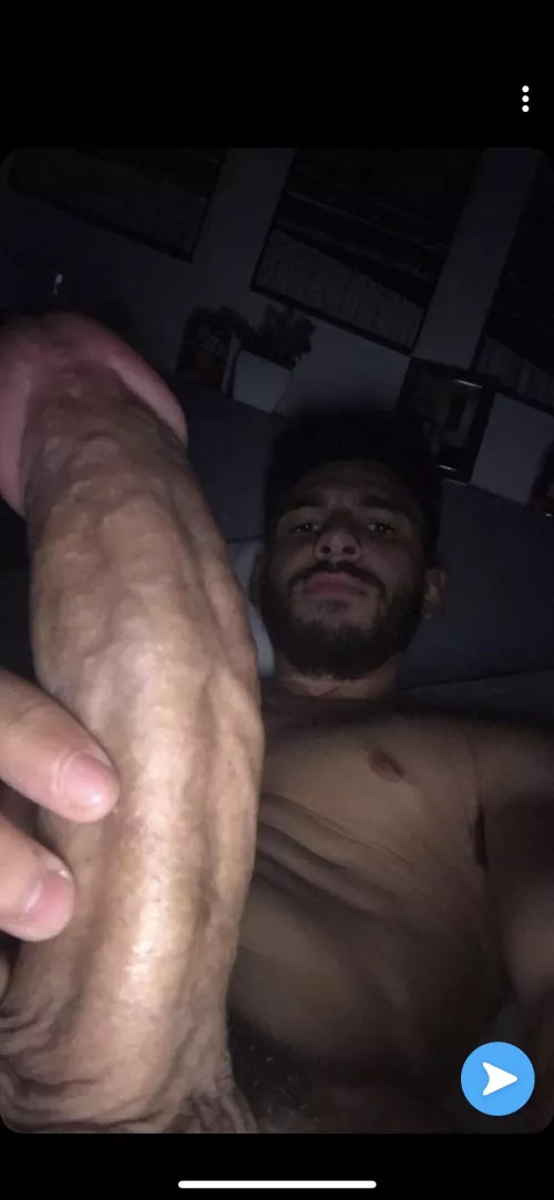 Grip it for me by JayMakesU