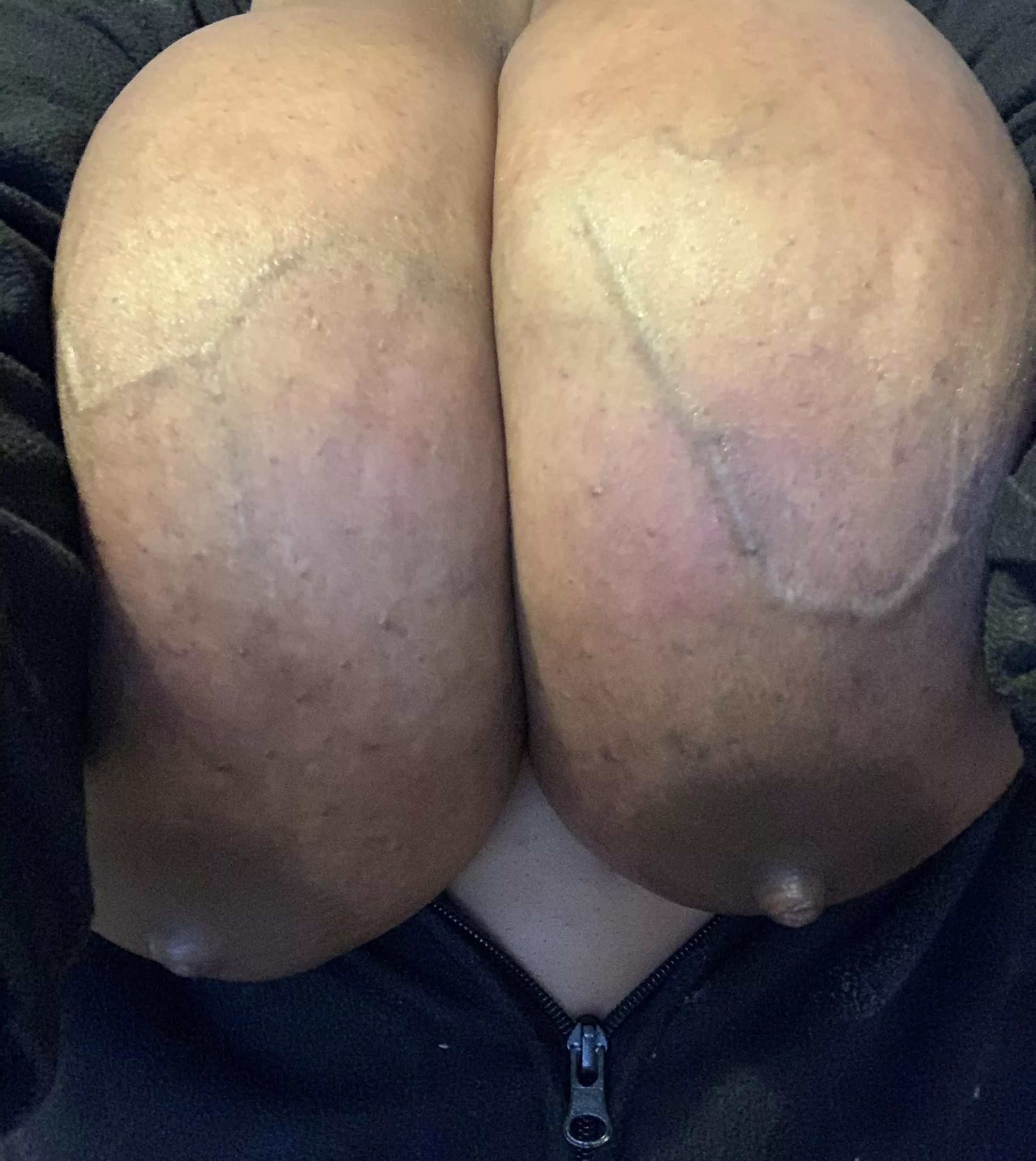 Happy Monday 🫶🏾 posted by Hoemione777