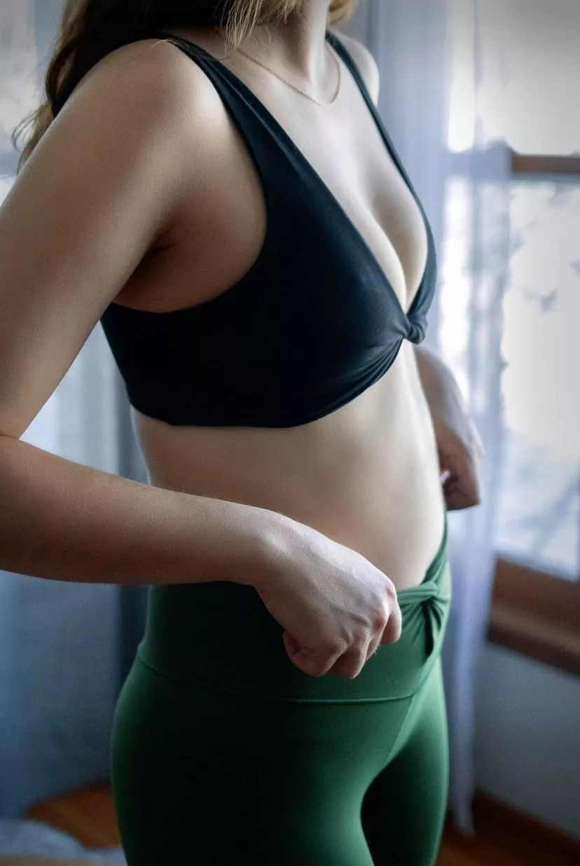 hard to [f]orget ☀️ posted by notabadpoppy