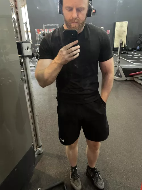 Hey hey! 😉 by Reasonable_View