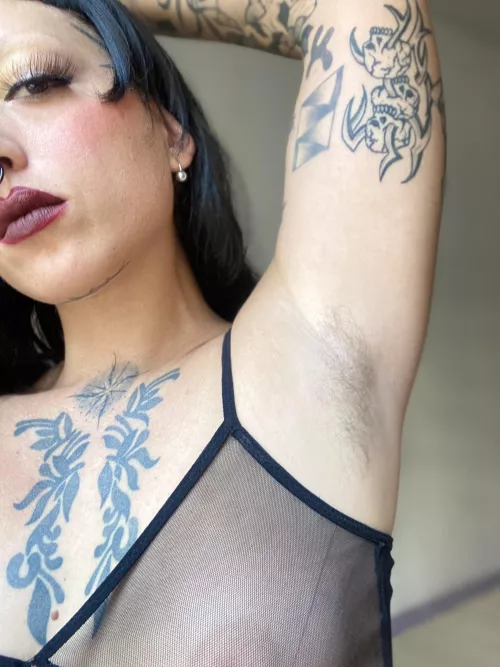 I bet you're dying to know how they smell by EIMENEITOR