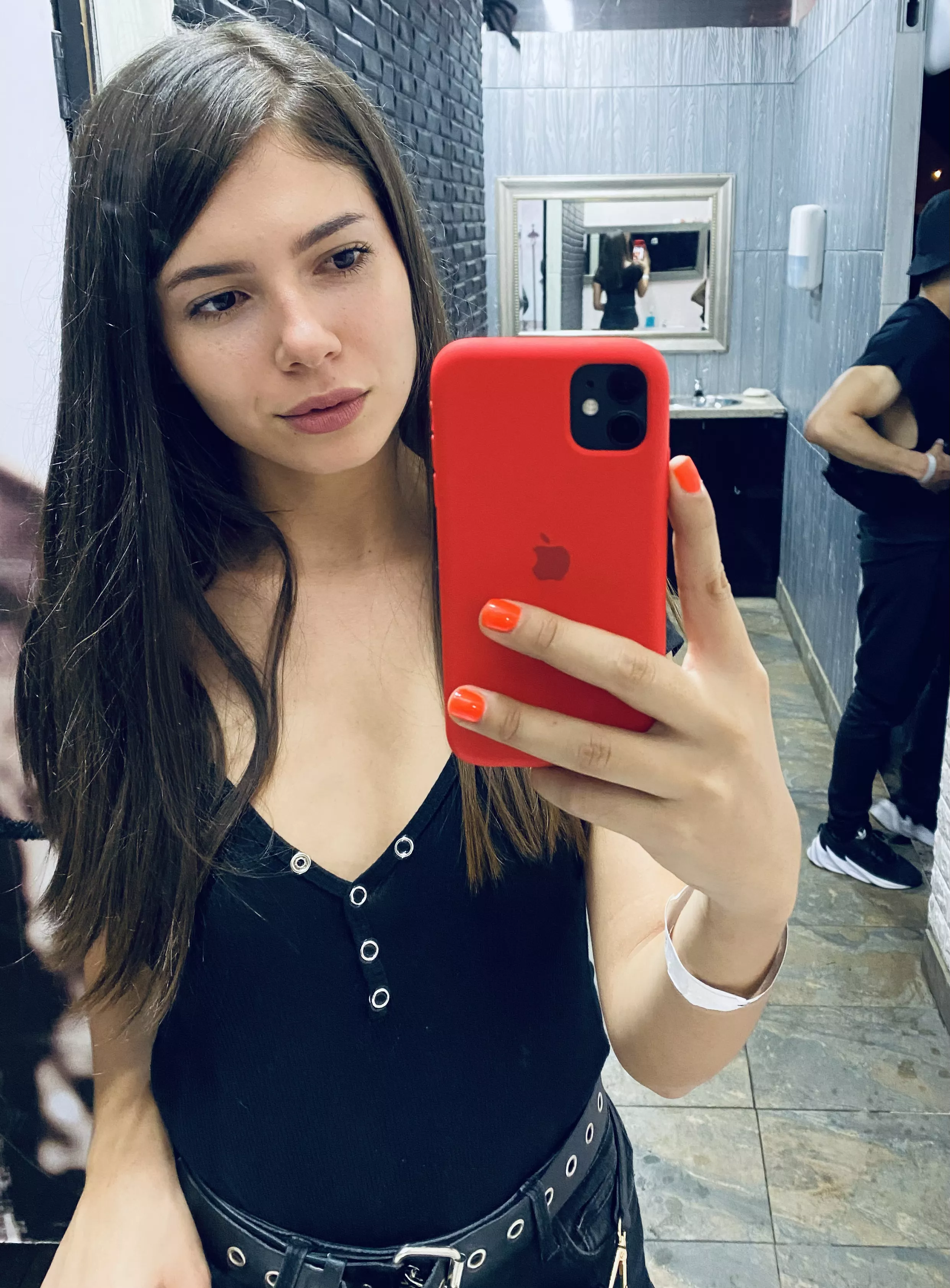 I feel sexy when looking at the mirror posted by Assurrefswk