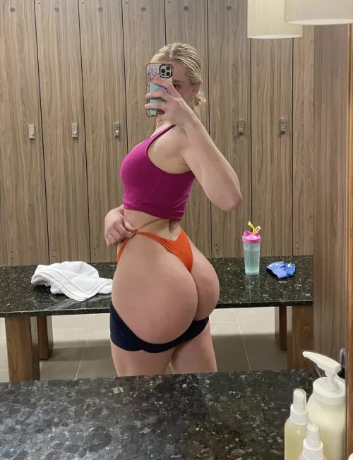 I thought you might appreciate a different angle by submissiveprincessx