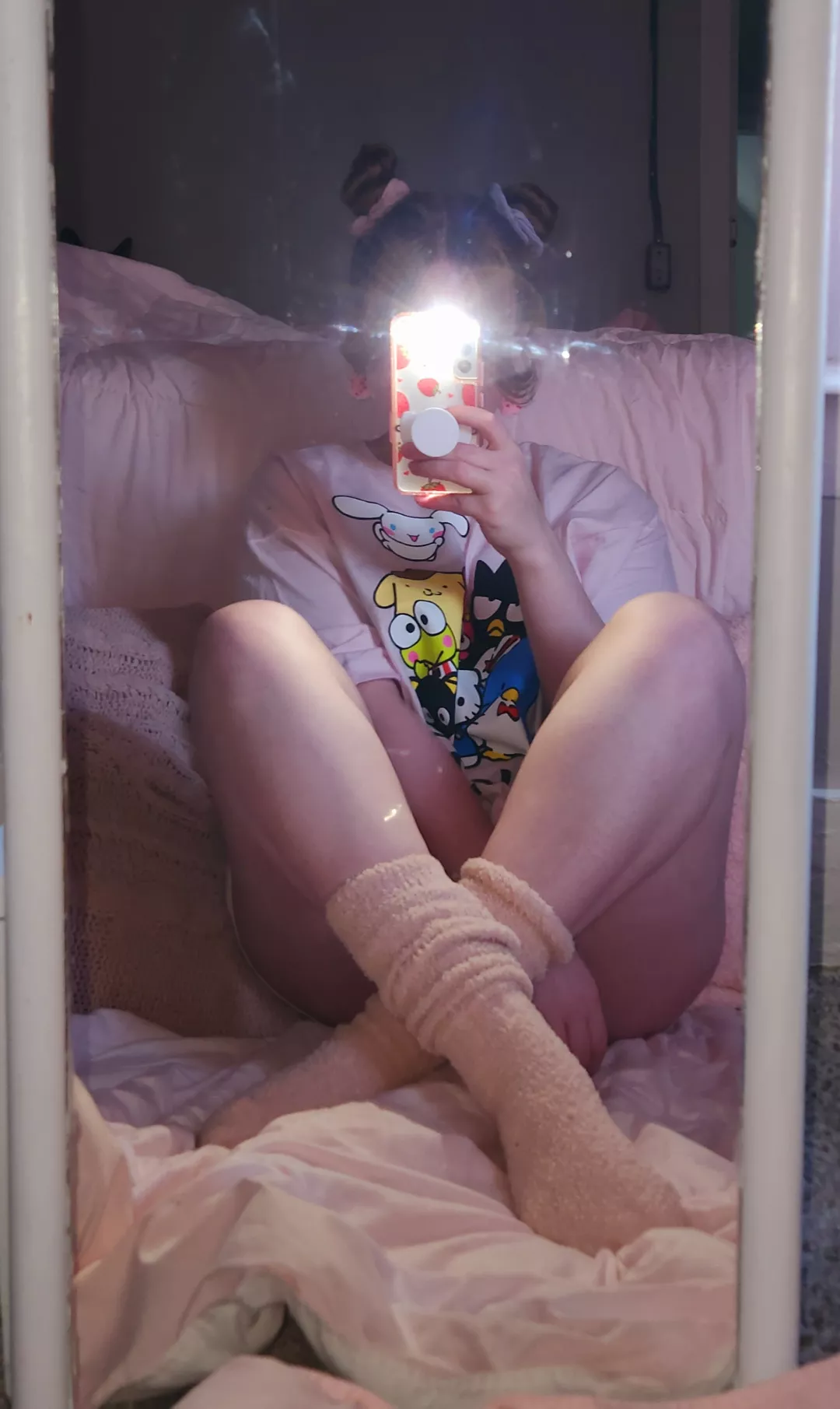 I'm my own valentine this year 💘 (f) posted by teichann