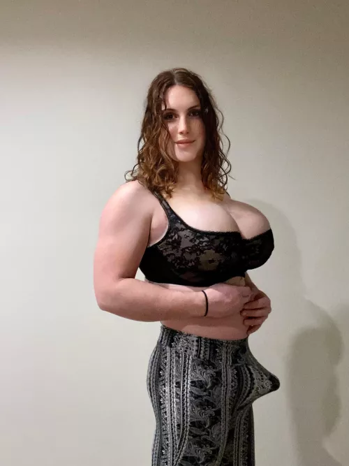 I’m so hard! Who wants to help relieve me? by DiscussionUpstairs36