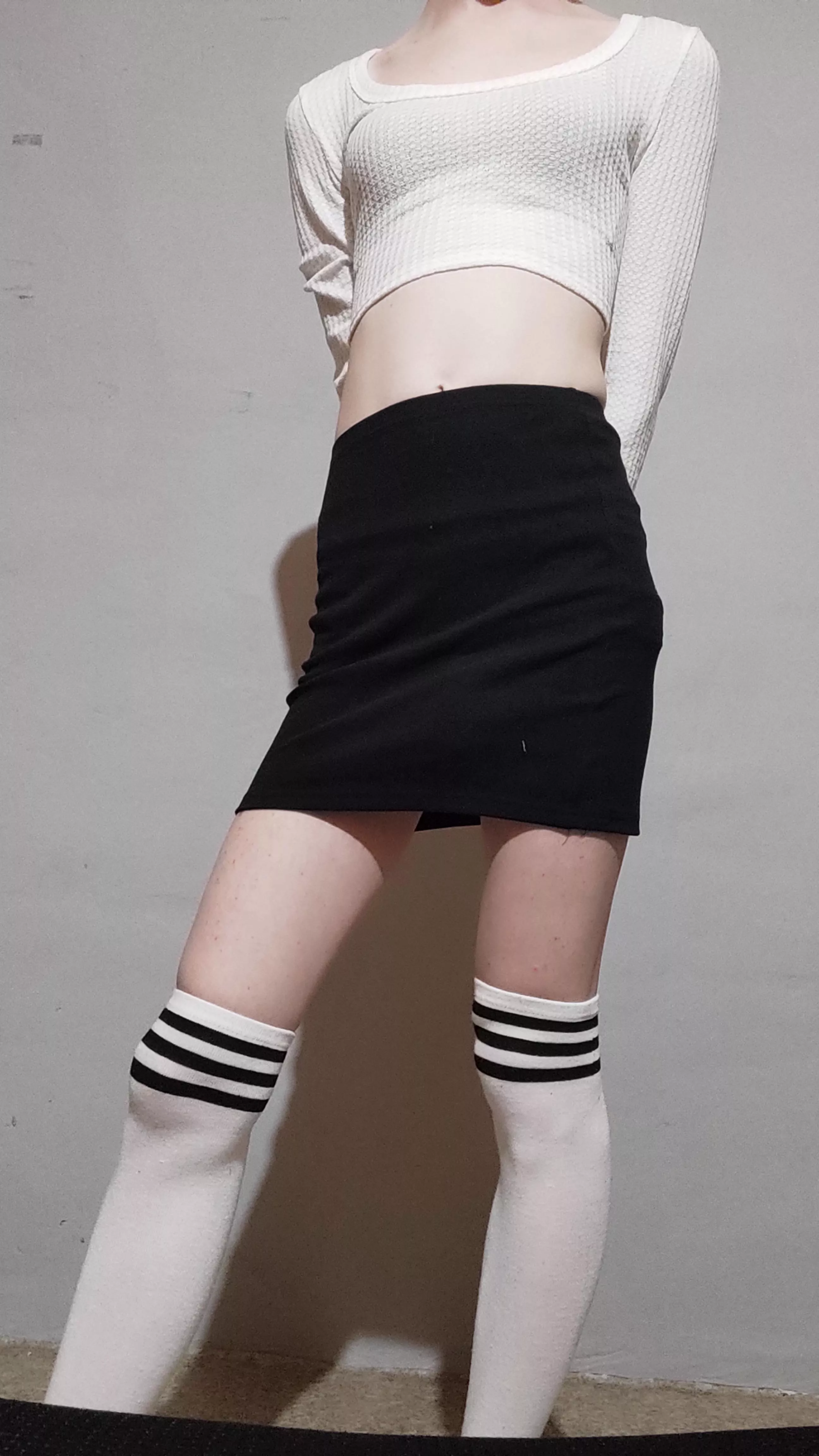 Is that outfit yay or nay? ;3 posted by Littlebeeboi