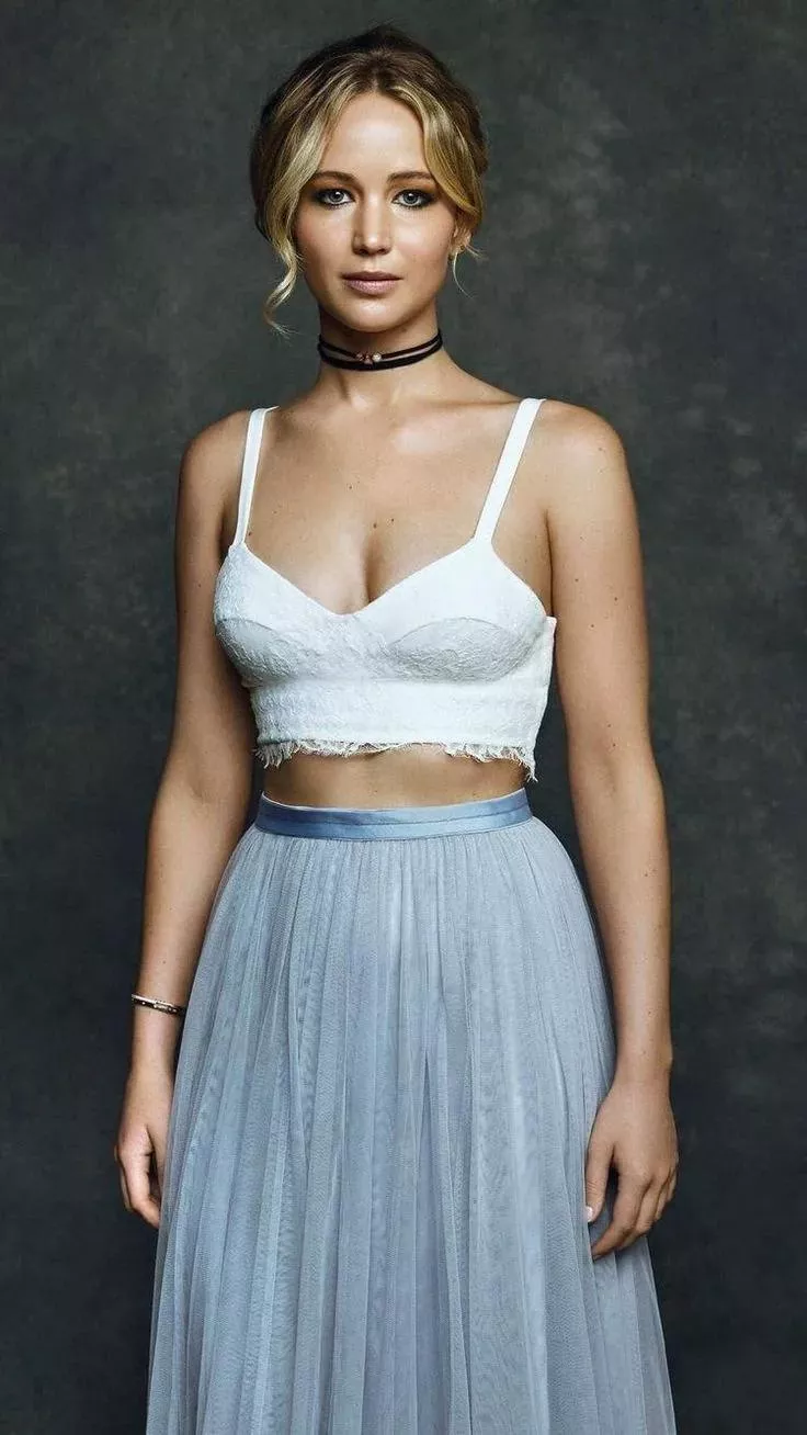 Jennifer Lawrence has me aching with pleasure for her pretty face and curvy body, need a bi bud to make me goon for her posted by mr_velvatine227