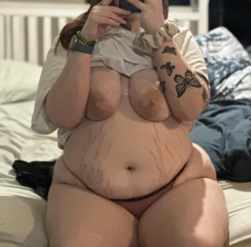 Kinda insecure about my chubby body... would you still fuck? by Only-ivanalane