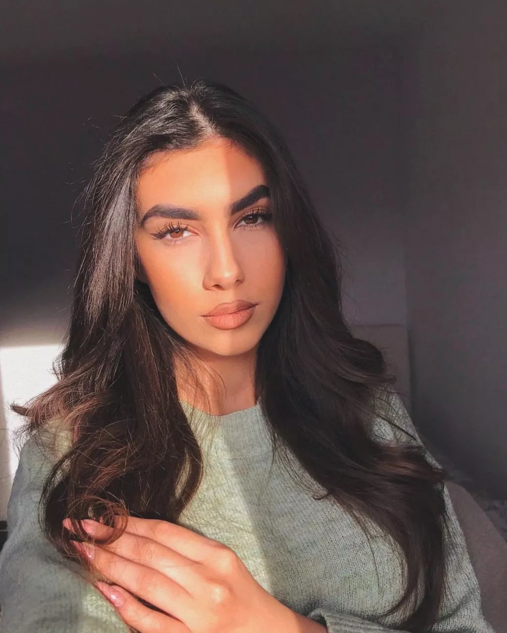 Let the sunshine blind you😇 posted by SofiaLemonz