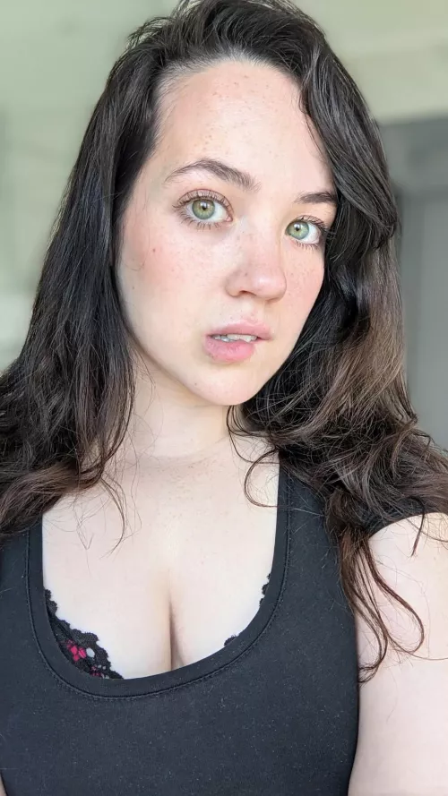 Lil boobie cleavage for you :)) by CutieKitty420