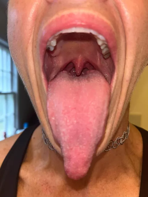 Long and magical by SashaSins555